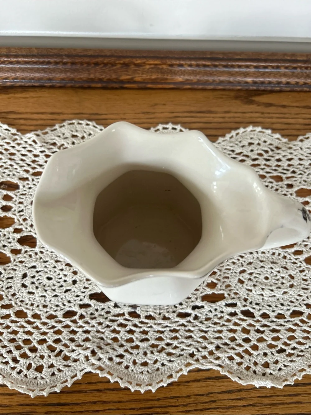 Vintage Johnson Brothers Beverage Pitcher “The Friendly Village” Collection EUC